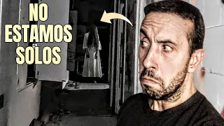 Noche de TERROR en el HOSPITAL ABANDONADO. SANATORIO DE LA MARINA, lugar paranormal | Urbex Madrid