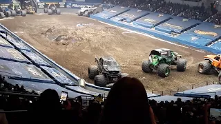 Monster Jam - Rochester 11/17/2018 Grave Digger Freestyle