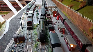 A grand tour of a huge OO gauge loft model train railway set