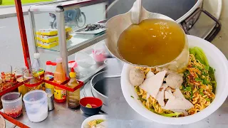 Cambodian Street Food - Instant Ramen Soup at Naga World Street in Phnom Penh