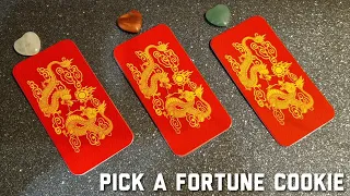 💖 Pick a card ( fortune cookie )🥠 let's see what good fortune is on its way to you ✨️