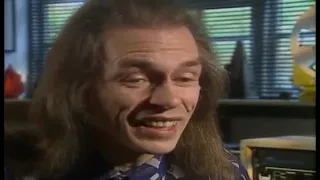 Yes Miscellany: 2003 - Steve Howe on the making of 'Yours is no Disgrace'