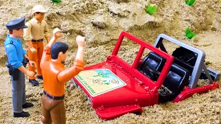 Rescue Car From The Pit With Excavator and Crane Truck | Toy Car Story