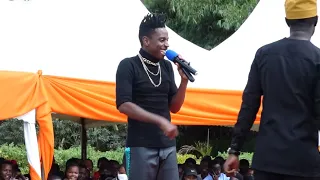 'RAILA AKIONGEA HAKUNA KITU MTU HUSIKIA!' ERIC OMONDI JOKES!!