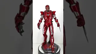 HOT TOYS IRON MAN MARK 33 SILVER CENTURION