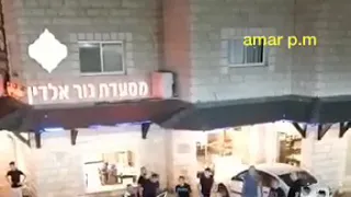 תיעוד שהפך להיות בשגרה אצל הפורעים הערבים- בכפר מנדא התפתחה קטטה בין שתי חמולות מסריחות בהשתתפות מאו