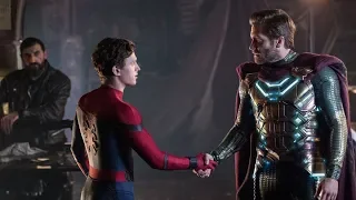 Spider Man meets Mysterio Peter Parker Meets Quentin Beck  Spider Man Far From Home scene