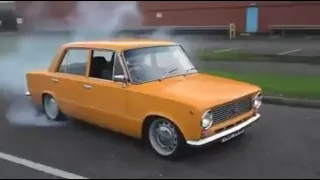 Vaz 21011