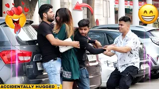 ACCIDENTALLY HUGGED WITH CUTE BOYS 🥰 || EPIC REACTION || @Aanchalthakurvlogs  ||