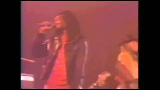 Black Uhuru - Sponji Reggae (Live in London)