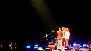 Josh Groban Duet With Fan Prov, RI 110911