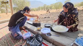 Making chicken stew for lunch by nomadic woman | Little Sam was stung by a bee 🐝