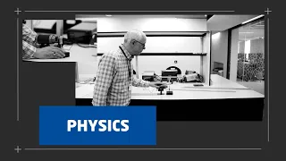 Measuring the wavelength of a laser | Physics class taster