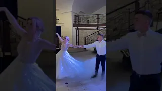 Перший весільний танець молодят Wedding Dance Lviv.ua Маряни&Віталіка Franko band - супер сила