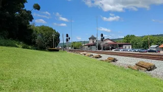 Amtrak 42 The Pennsylvanian at Lewistown PA