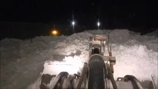 Deere 644K Piling Snow