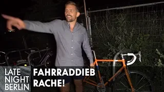 Fahrraddieb Rache! Adel Tawil & Klaas kämpfen für Sicherheit | Late Night Berlin | ProSieben