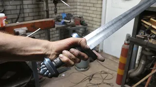 Making a Viking sword, the complete movie.