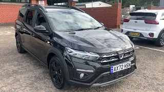 Dacia Jogger Extreme SE in Metallic Black - 2023 less than 3,000 miles