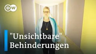 Mehr Beschäftigte sprechen offen über "unsichtbare" Behinderungen | DW Nachrichten