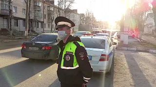 Пришлось разъяснить инспектору ПДД, пункт 9.2....