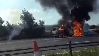 VW Caravelle on fire on M4 8/8/2015 car accident