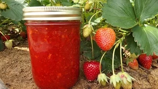 How to Make Strawberry Freezer Jam