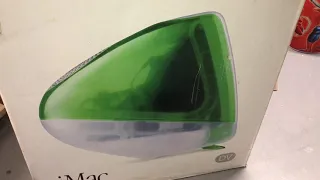 Unboxing an iMac G3