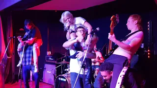 Amyl and the sniffers. Small ballroom, Newcastle 18.9.19