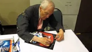 Phantasm's Tall Man himself Angus Scrimm signing in Chicago.