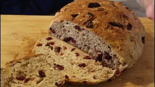 NO Knead Cranberry Honey Walnut Bread