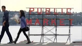 Chris Petersen, Washington students grateful for Seattle's unique culture, breathtaking sights