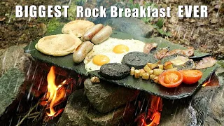 Review: Biggest Bushcraft Breakfast cooked on a Rock in the Rain