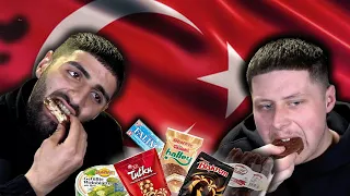 Wir testen TÜRKISCHE SÜßIGKEITEN | Jordan & Semih Stream Highlight