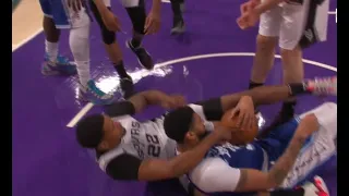 Rudy Gay gives FRIENDLY HEADLOCK to Anthony Davis| LA Lakers vs San Antonio Spurs | 01-07-2021