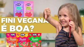 A Melzinha queria comer as Balas FINIS VEGANAS, o que será que ela achou?