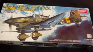 Academy 1/72 JU87G-1 Stuka   Unboxing