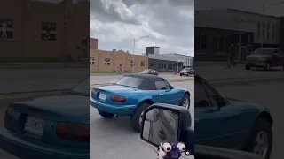 Lifted Miata spotted in North Kansas City!