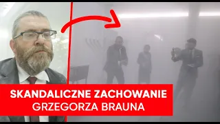 Skandaliczne zachowanie Grzegorza Brauna. Odpalił w Sejmie gaśnicę