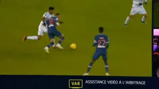 NEYMAR JR'S BAD INJURY AGAINST LYON