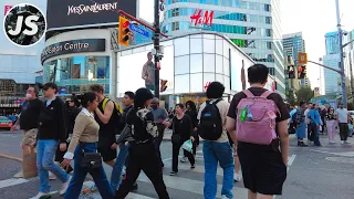 Dundas Square and Back | Heart of Downtown Toronto Walk