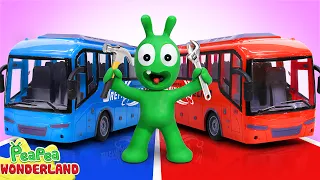 Pea Pea Plays The Blue-Red Bus Garage Challenge | PeaPea Wonderland - Funny cartoon for kids