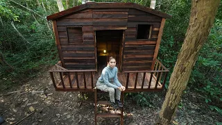 Building Complete Wooden Bushcraft Shelter On Tree, Start To Finish