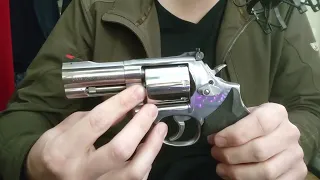 Smith & Wesson Model 686 Plus (TALO) Review - The Definitive Combat Revolver