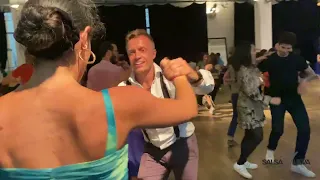 Julien & Estelle - Cours de Salsa Paris - SALSANUEVA PARIS