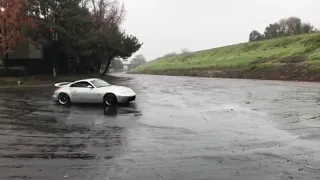 Nissan 350z NISMO vs Rain