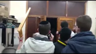 Synagogue attack in London stamfordhill