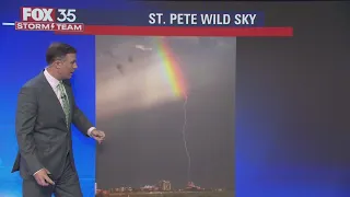 Florida woman captures stunning 'rainbow lightning' photo