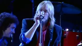 Tom Petty and the Heartbreakers - Don't Bring Me Down (Live at Farm Aid 1985)