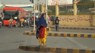Au Pakistan, les transgenres toujours au ban de la société • FRANCE 24